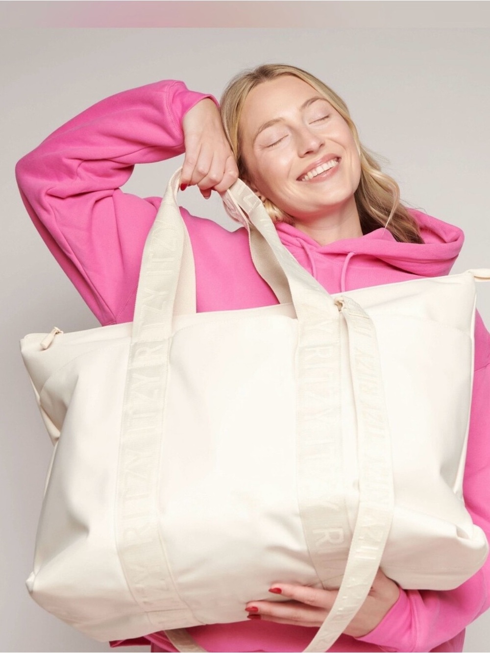 ITZY RITZY belong all-in diaper tote